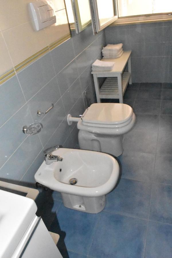 Garda Fantasy Apartment - Jacuzzi Desenzano del Garda Zewnętrze zdjęcie