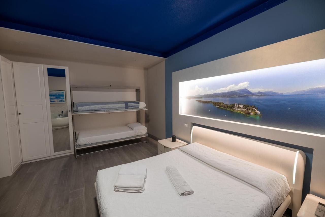 Garda Fantasy Apartment - Jacuzzi Desenzano del Garda Zewnętrze zdjęcie