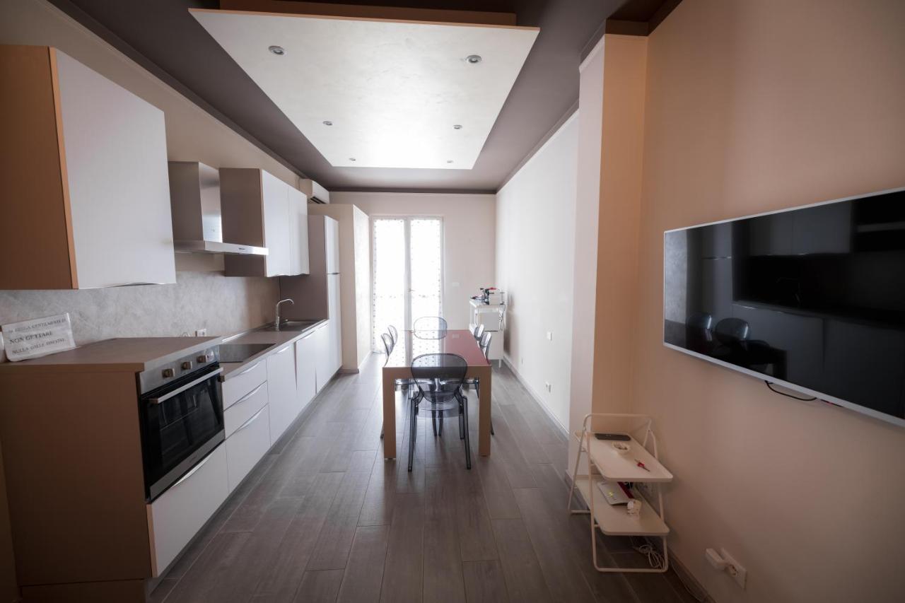 Garda Fantasy Apartment - Jacuzzi Desenzano del Garda Zewnętrze zdjęcie